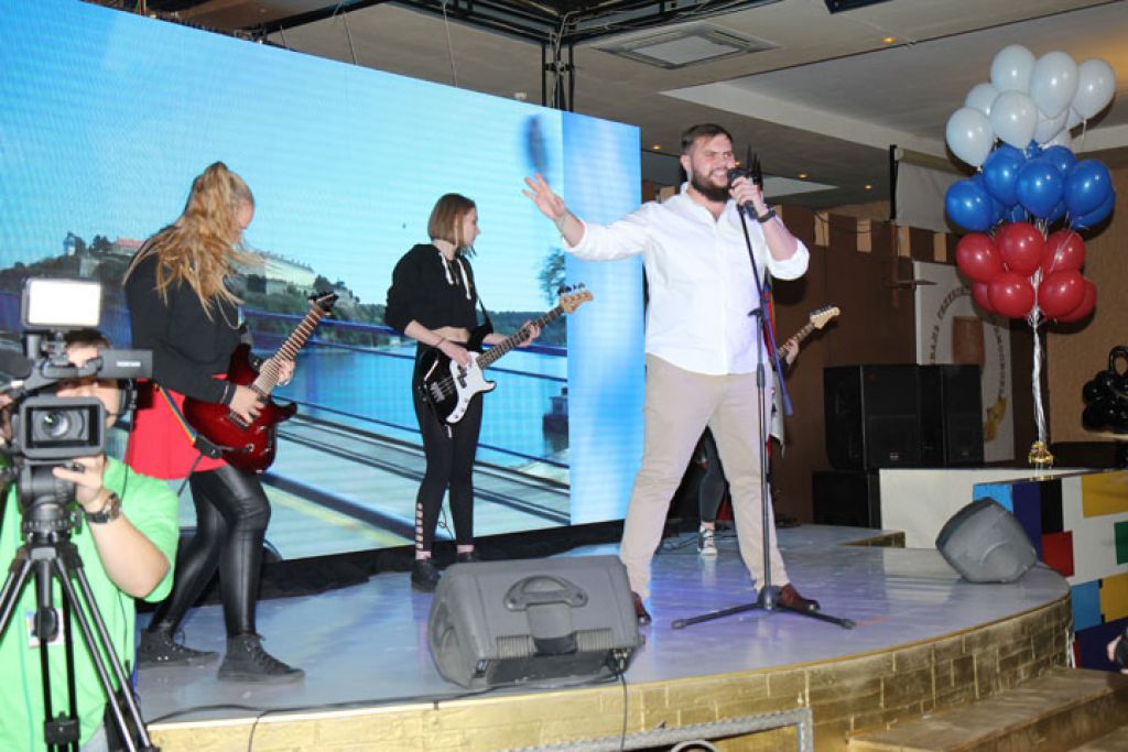 Савва Боков. Клип на песню "Надо вернуться"