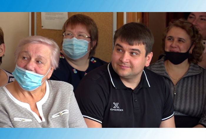 Стихи и музыка - в подарок учителям 11 школы