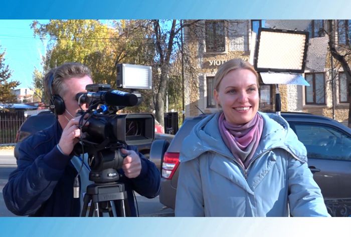 Подмосковные журналисты снимают учреждения культуры в Сергиевом Посаде