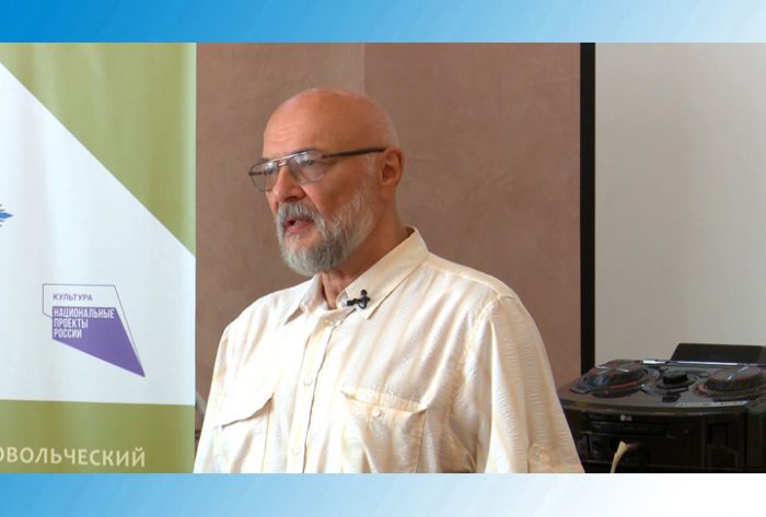 Презентация книги Олега Пикалова в библиотеке Розанова